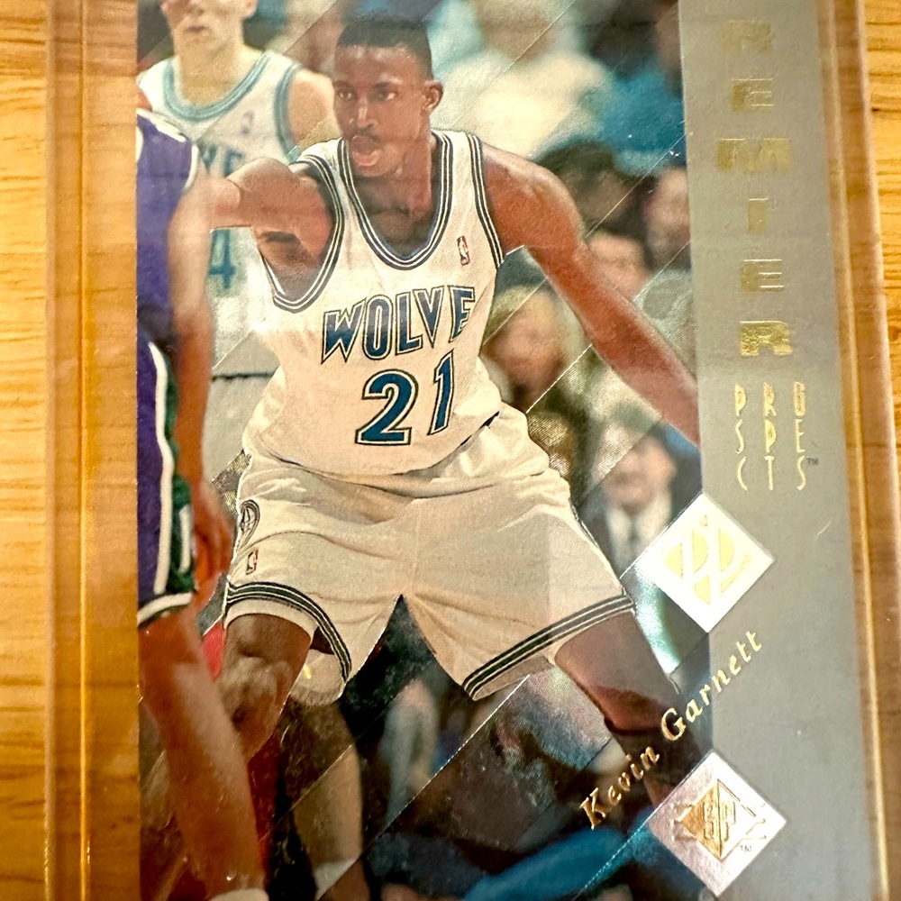 Kevin Garnett Upper Deck PREMIER “Prospecs” 95-96 Rookie Card